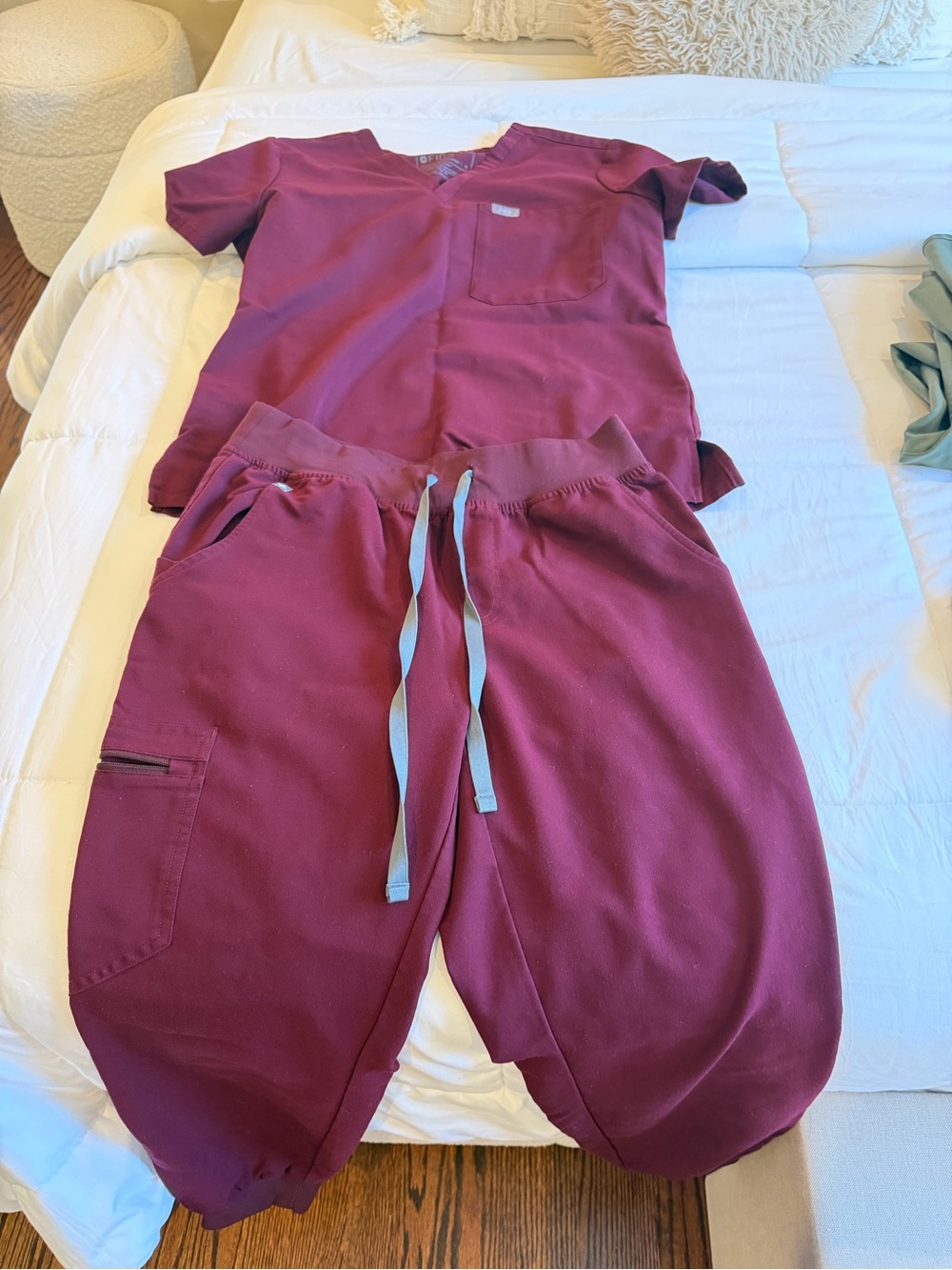 Figs Women's Burgundy Scrub Top & Jogger Pants Set